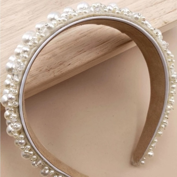 Anthropologie Pearl Embellished Headband - Cream - Picture 3 of 6